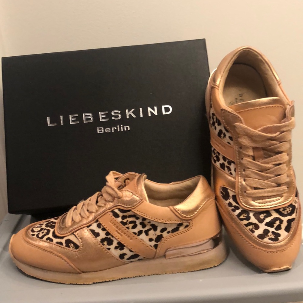 Liebeskind Berlin rose gold tennis shoes size 8